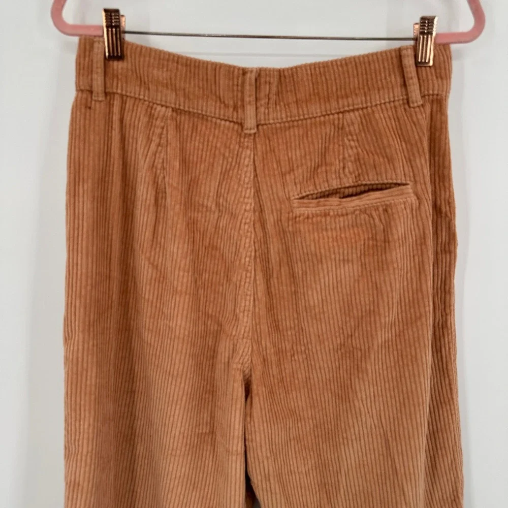 BDG Urban Outfitters Corduroy‎ Pleated Crop Pants Womens Size 8